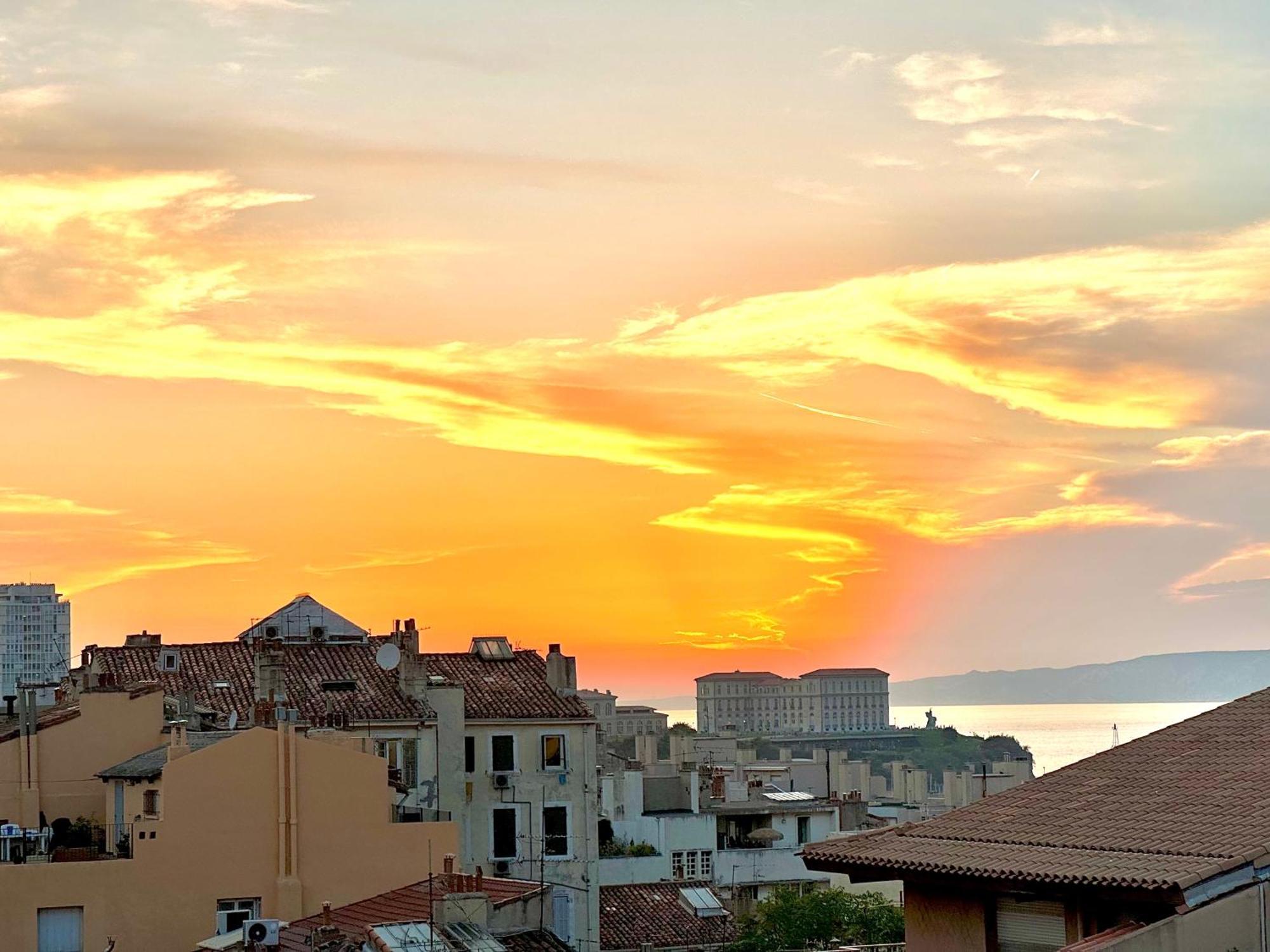 Cote Vieux Port - 105m2 - Port & Sea View Apartment Marseille