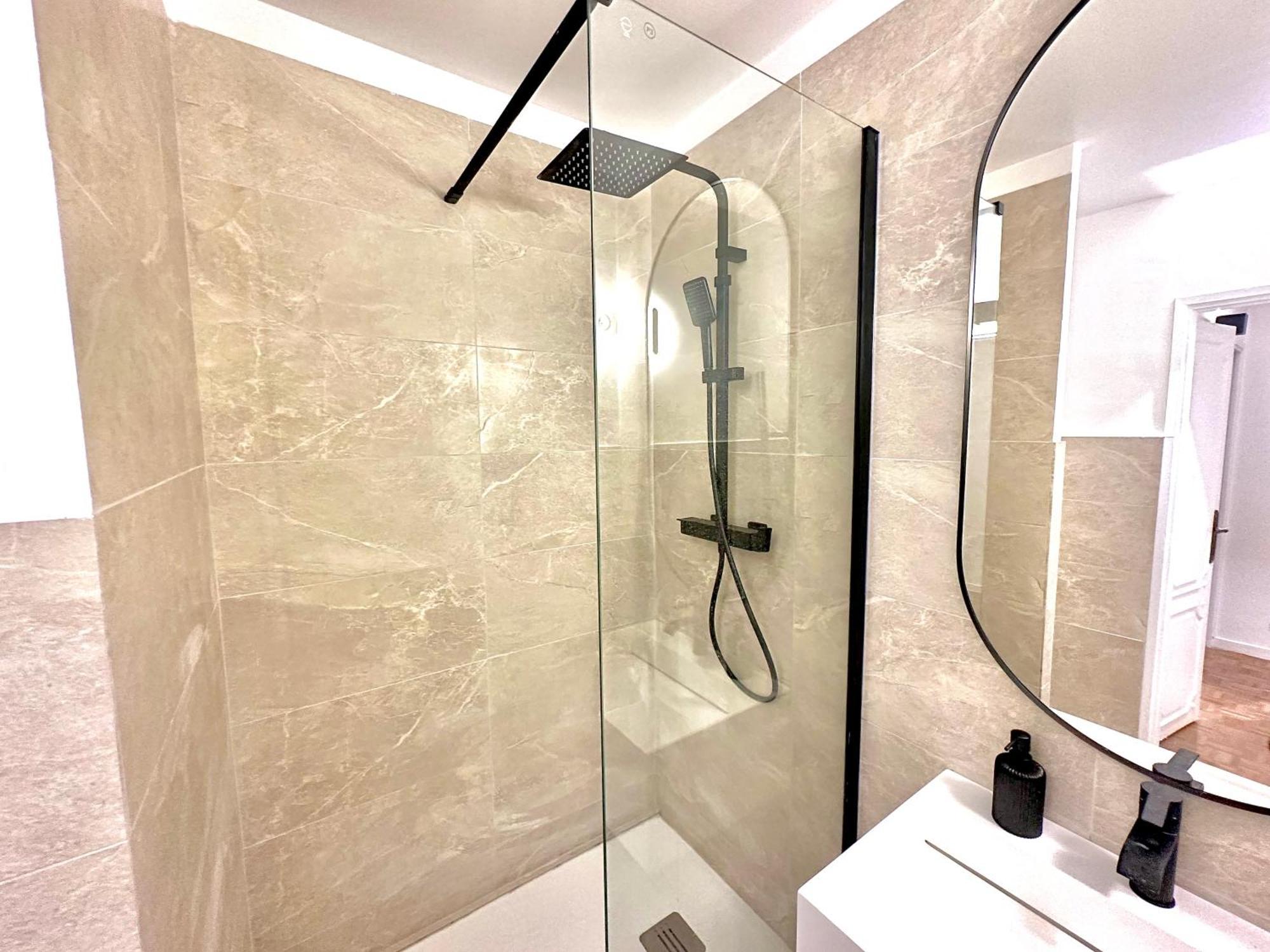 Cote Vieux Port - 105m2 - Port & Sea View Apartment Marseille